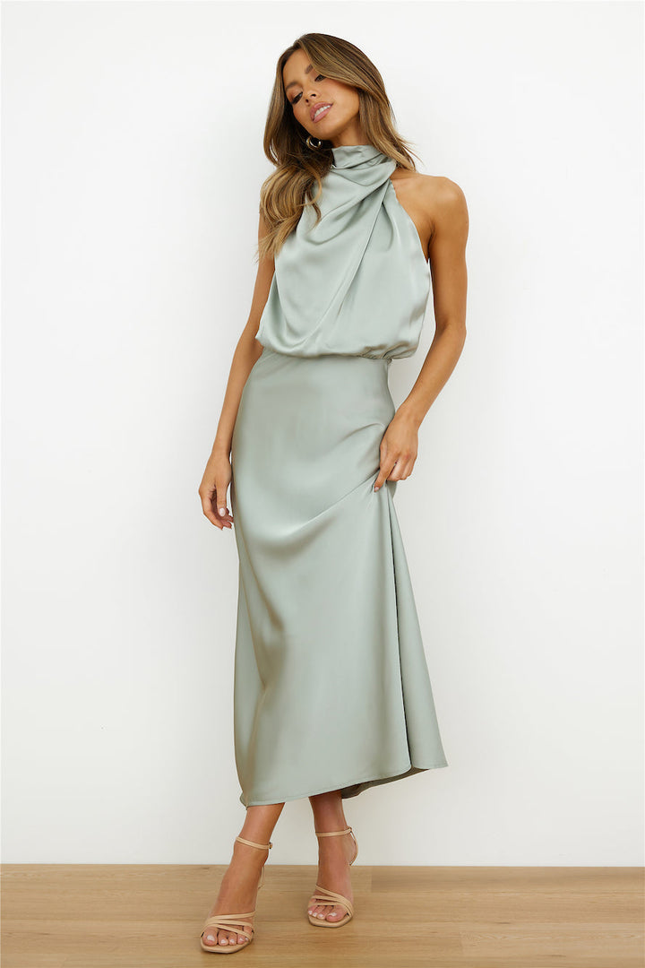 Luzielle Midi – Vestido midi elegante con escote asimétrico para mujer moderna
