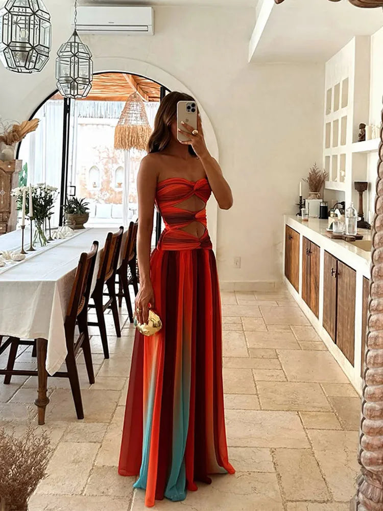 Vestido largo veraniego con espalda descubierta y caída fluida – SOLARIA