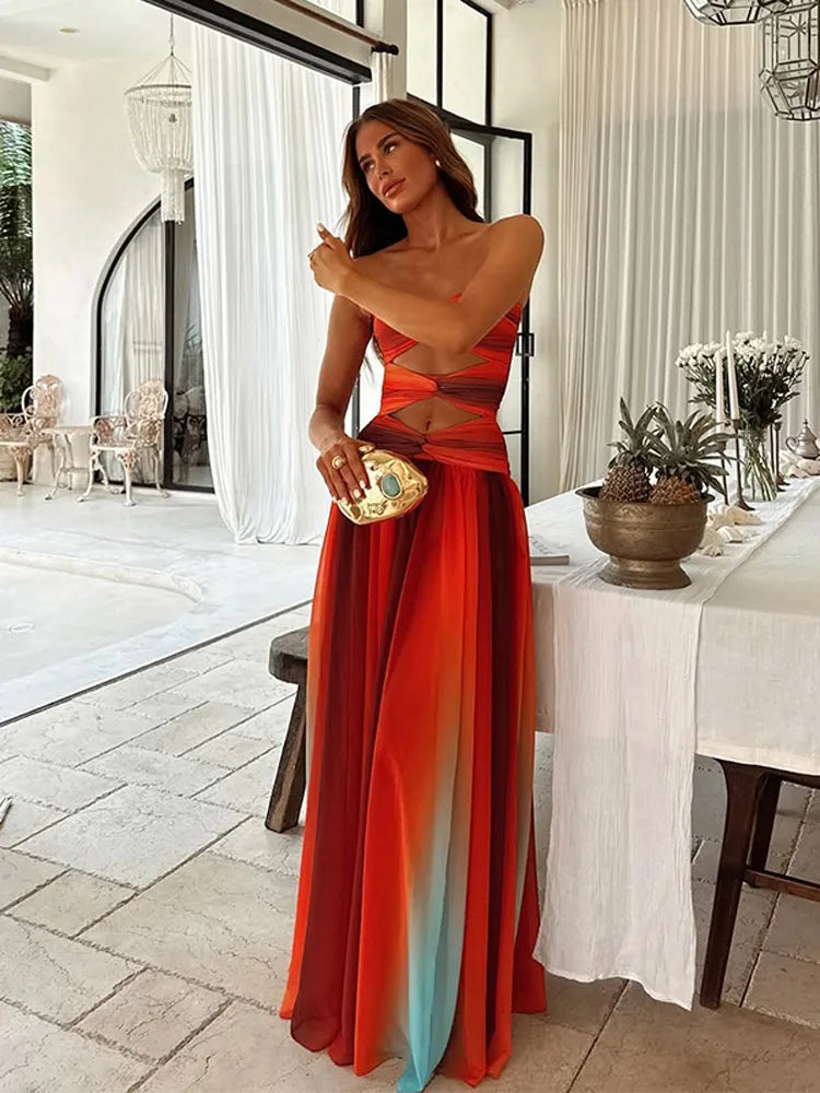 Vestido largo veraniego con espalda descubierta y caída fluida – SOLARIA